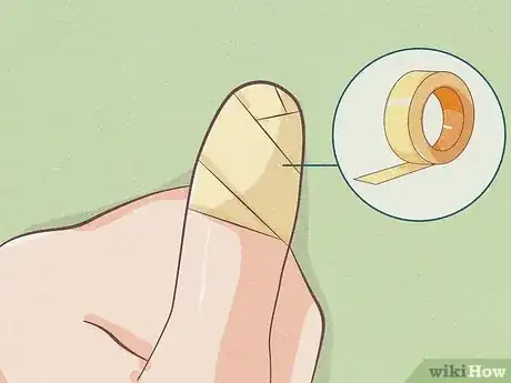 Image intitulée Make Fake Nails Out of Tape Step 2