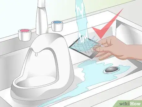 Image intitulée Train Your Cat to Use a Pet Fountain Step 11