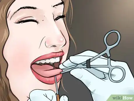Image intitulée Hide a Tongue Piercing Step 1