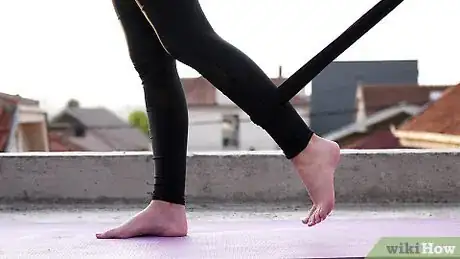 Image intitulée Treat Shin Splints by Stretching Step 14