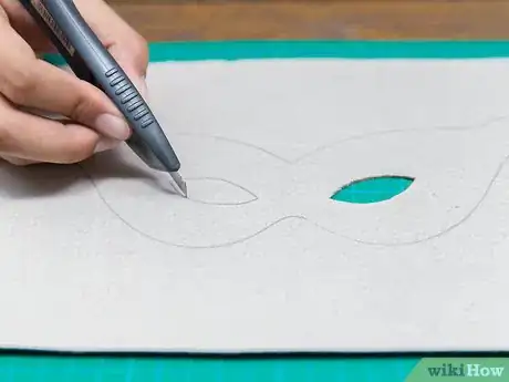 Image intitulée Make a Paper Mask Step 4
