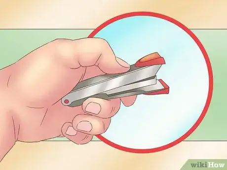 Image intitulée Refill a Stapler Step 4