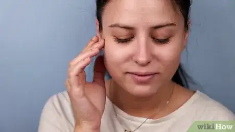 Image intitulée Use Makeup Setting Spray Step 2