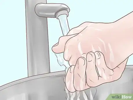 Image intitulée Clean Your Nose Piercing Step 3
