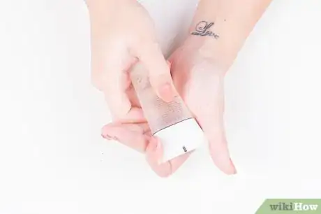 Image intitulée Remove the Smell of Bleach from Your Hands Step 13