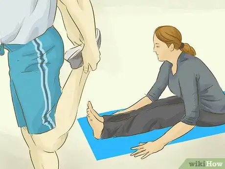 Image intitulée Treat a Cramped Muscle Step 1