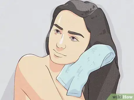 Image intitulée Dye the Underlayer of Your Hair Step 2