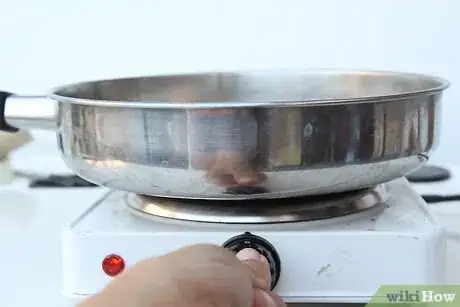 Image intitulée Make a Smoke Bomb out of Household Materials Step 4