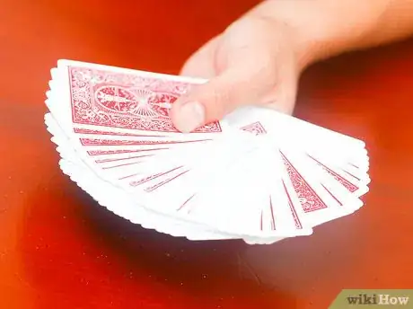 Image intitulée Do a Cool Card Trick Step 8