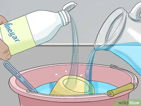 Image intitulée Clean a Toilet Brush Step 11