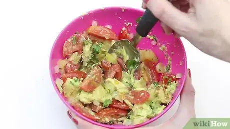 Image intitulée Cut an Avocado Step 6