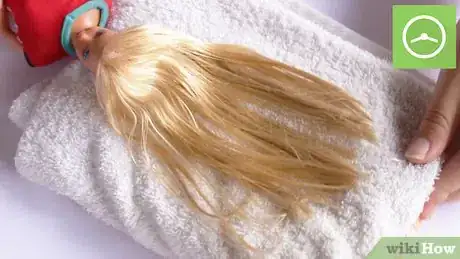 Image intitulée Fix Doll Hair Step 26