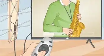 fabriquer une antenne télé avec un cintre métallique