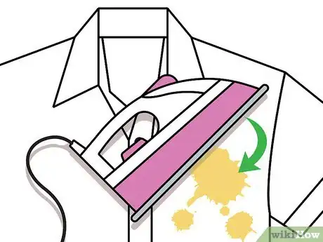 Image intitulée Remove Wax from Clothing Step 3