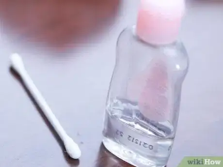 Image intitulée Take off False Eyelashes Step 1