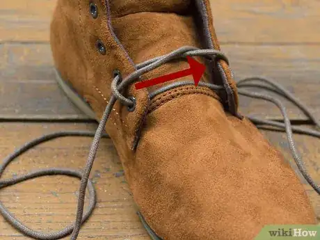 Image intitulée Lace Boots Step 14