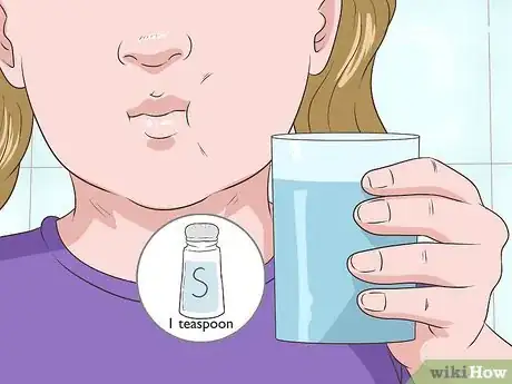 Image intitulée Pull a Loose Tooth at Home Step 11