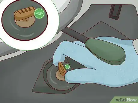 Image intitulée Jump Start a Lawn Mower Step 13