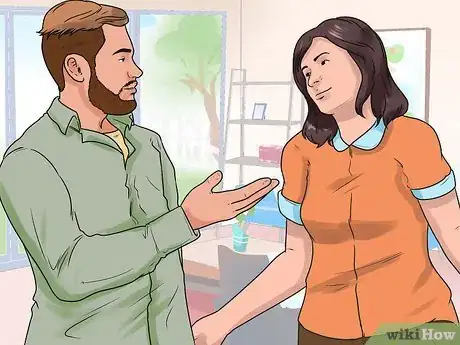 Image intitulée Give Good Hugs Step 2