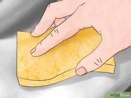 Image intitulée Clean Bird Droppings Step 15