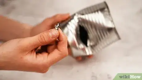 Image intitulée Open a Can Step 12