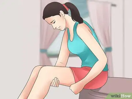 Image intitulée Treat a Pulled Hamstring Muscle Step 2