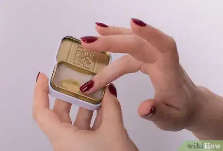 Image intitulée Make Lips Look Bigger Step 5