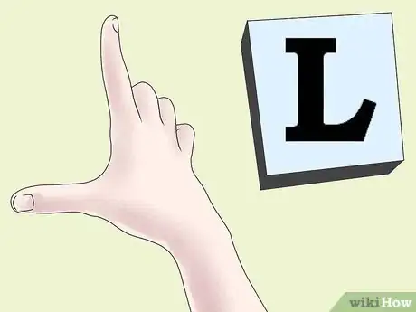 Image intitulée Fingerspell the Alphabet in American Sign Language Step 12
