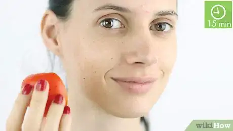 Image intitulée Treat Oily Skin with Tomatoes Step 3