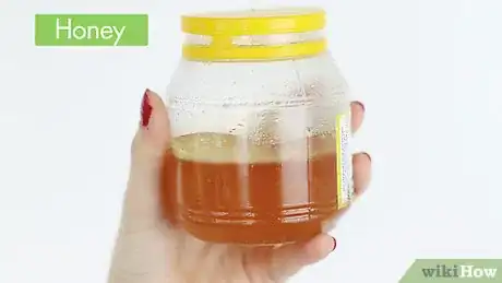 Image intitulée Treat Oily Skin with Tomatoes Step 5