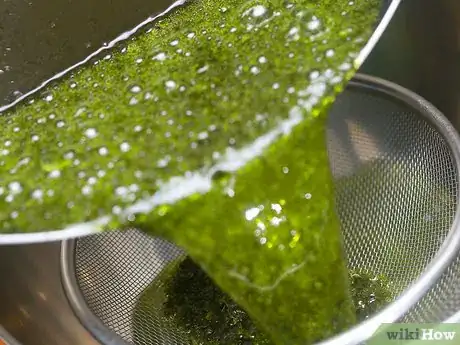 Image intitulée Make Basil Oil Step 13