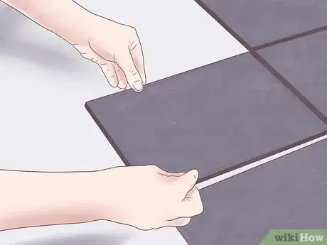 Image intitulée Tile over Tile Step 10