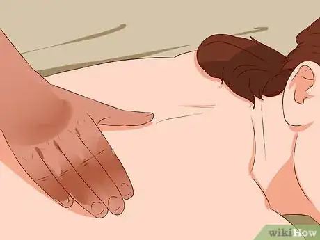 Image intitulée Give Your Wife a Backrub Step 14