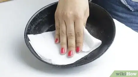 Image intitulée Clean a Cast Iron Skillet Step 5