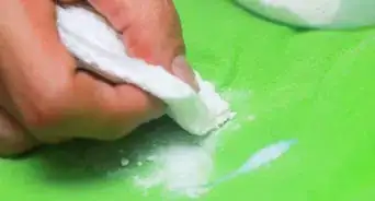 enlever les taches de silicone sur les vêtements