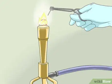 Image intitulée Pierce Your Own Tragus Step 5