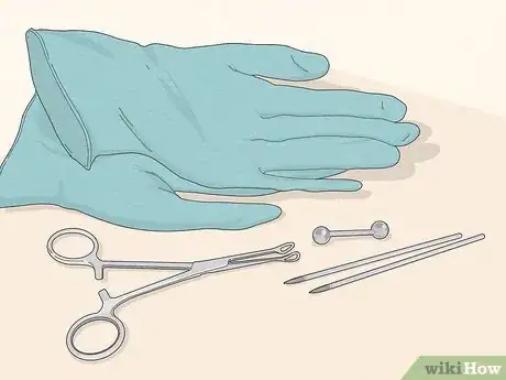 Image intitulée Pierce Your Own Tongue Step 1