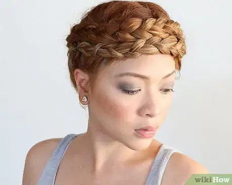 Image intitulée Style Medium Length Hair Step 8