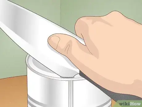 Image intitulée Open a Can Without a Can Opener Step 20