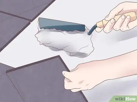 Image intitulée Tile over Tile Step 11