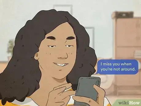 Image intitulée Know if a Leo Man Likes You Step 9