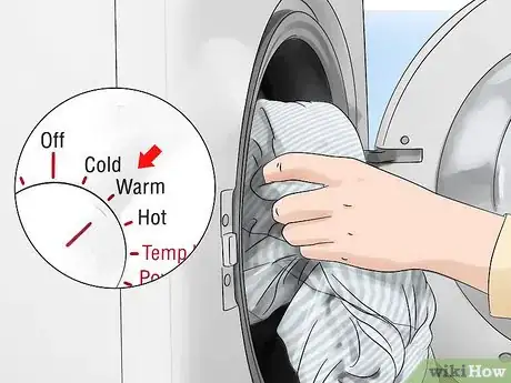 Image intitulée Remove Sap from Clothes Step 16