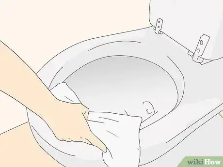 Image intitulée Clean a Stained Toilet Bowl Step 7
