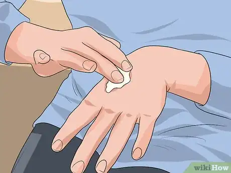 Image intitulée Use Tretinoin and Benzoyl Peroxide Concurrently Step 7