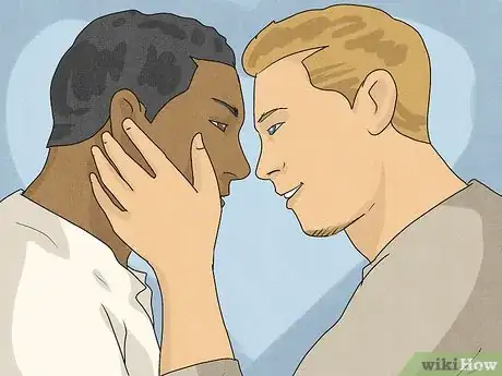 Image intitulée What Does It Mean when Someone Holds Your Face While Kissing Step 4
