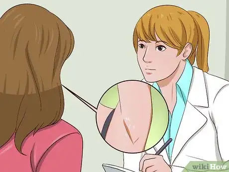 Image intitulée Hide Sweat Stains Step 11
