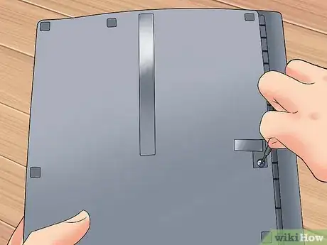 Image intitulée Disassemble a PS3 Fat to Clean Step 2