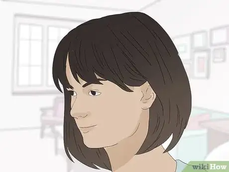 Image intitulée Hide Your Scalp when Parting Thin Hair Step 15
