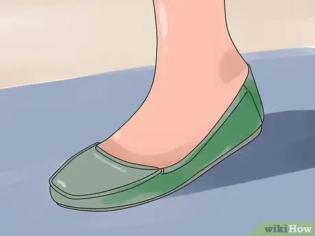 Image intitulée Avoid Feet and Leg Problems if Standing for Work Step 7