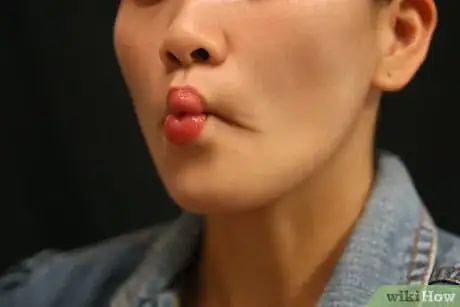 Image intitulée Lose Weight from Your Cheeks Step 10